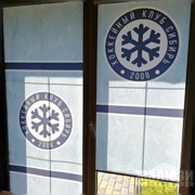 Нанесение логотипа на рулонные шторы 